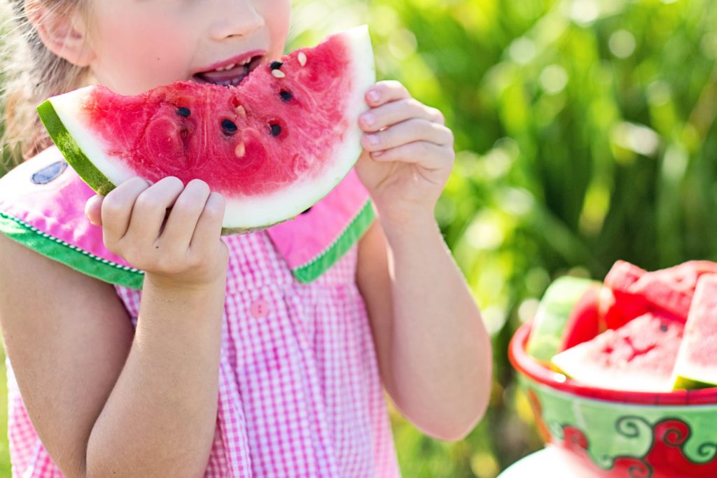 Ideas for healthy kids snacks your kids will love!